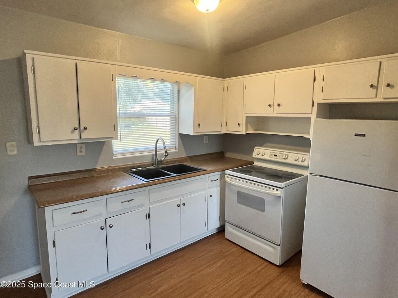 2338 Shenandoah Rd Ne Unit B #B - Photo 6 of 12