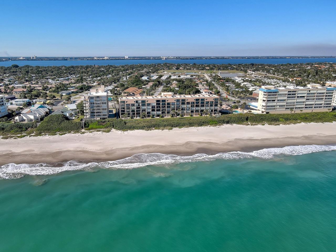 995 N Highway A1a #203