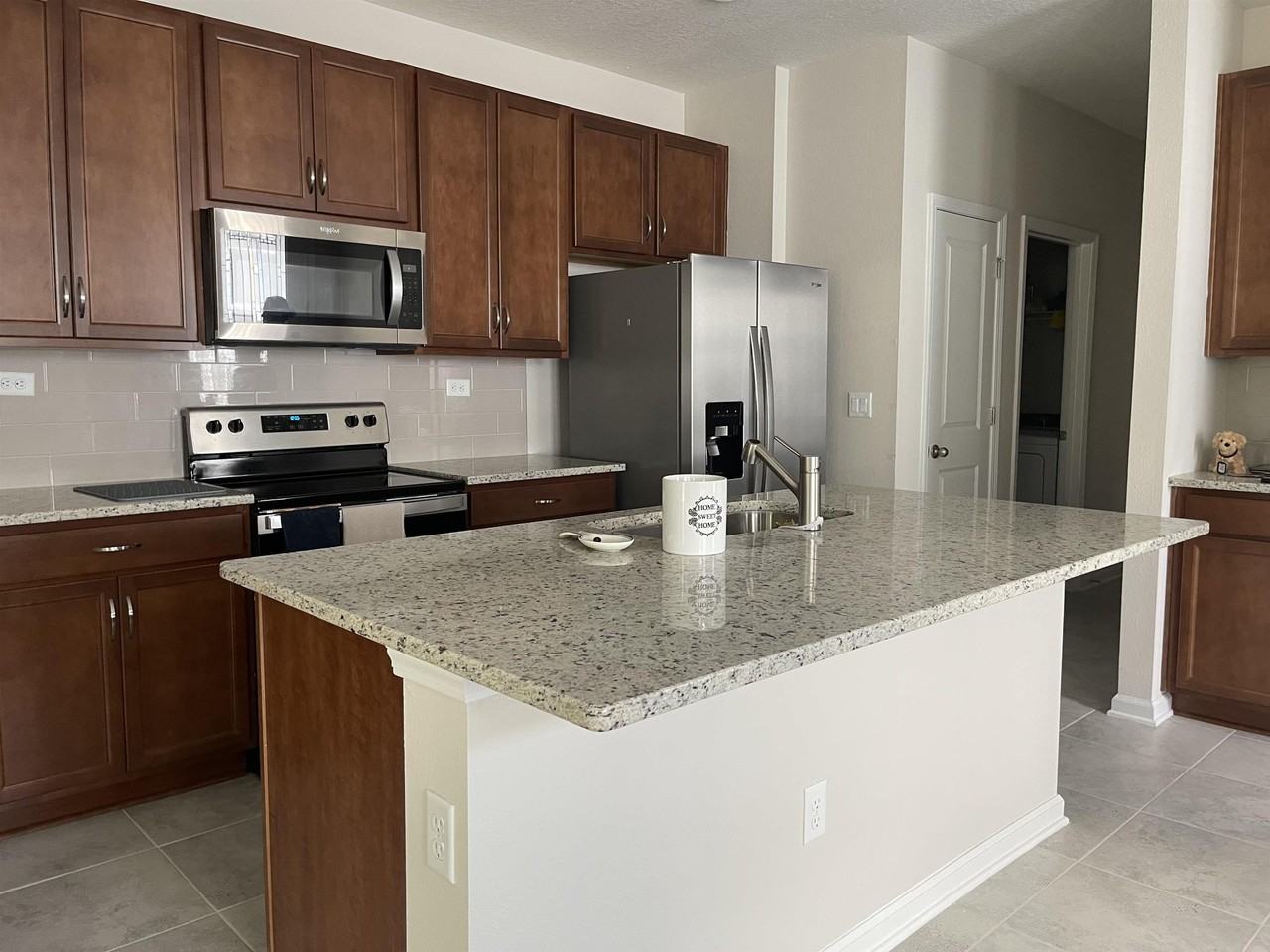 166 Modesto Dr - Photo 6 of 22