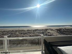 9713 Beach Ave - Photo 1 of 1