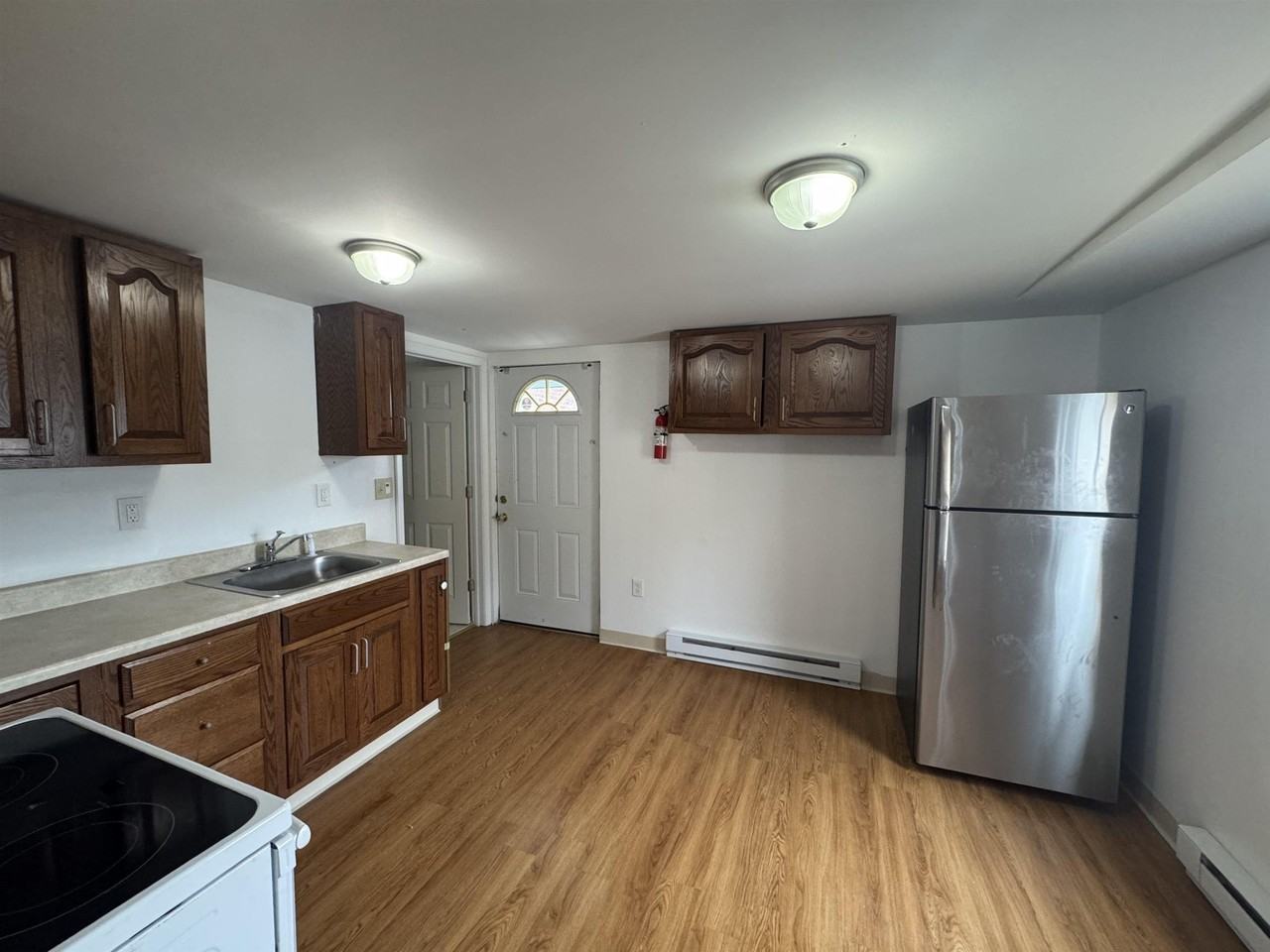 2312 Arctic Ave - Photo 4 of 10