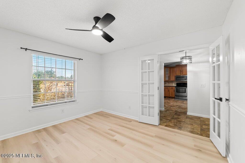 11434 Wandering Pines Lane - Photo 5 of 34