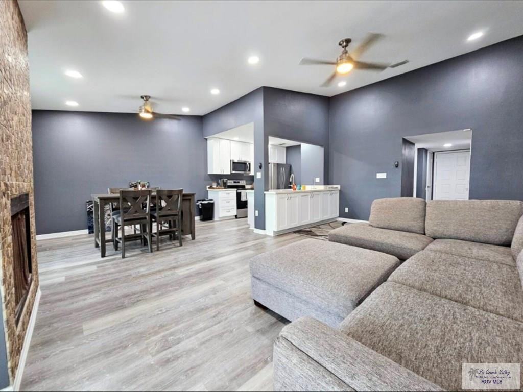 2901 Central Blvd - Photo 2 of 38