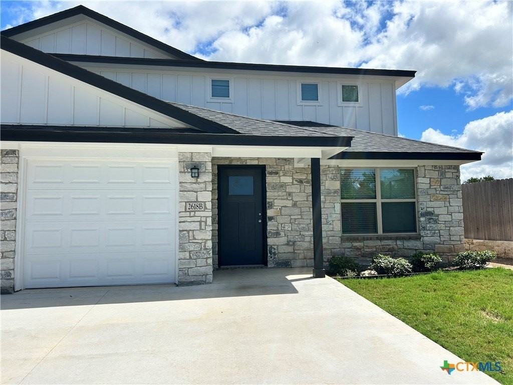 2618 Leroy Ln #B - Photo 2 of 12