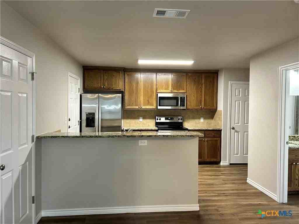 2618 Leroy Ln #B - Photo 5 of 12