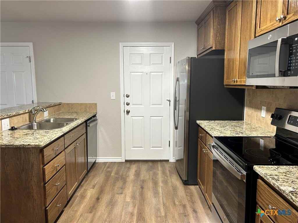 2618 Leroy Ln #B - Photo 7 of 12