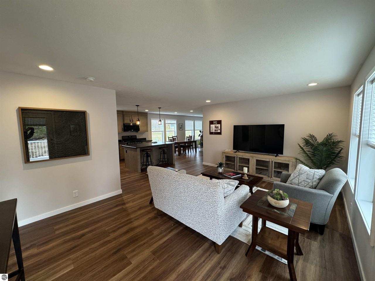 1399 New Horizons Trl - Photo 2 of 15