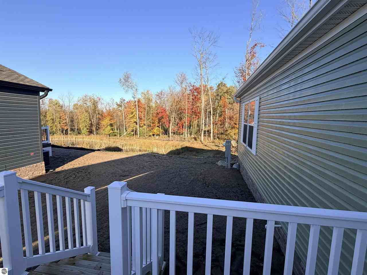 2151 Alta Vista Dr - Photo 3 of 22