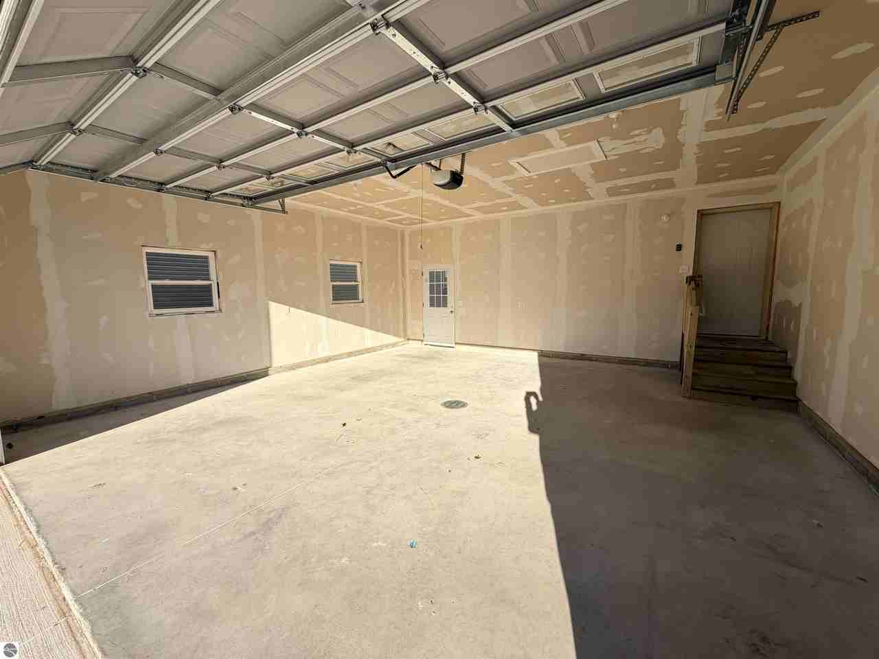 2151 Alta Vista Dr - Photo 6 of 22