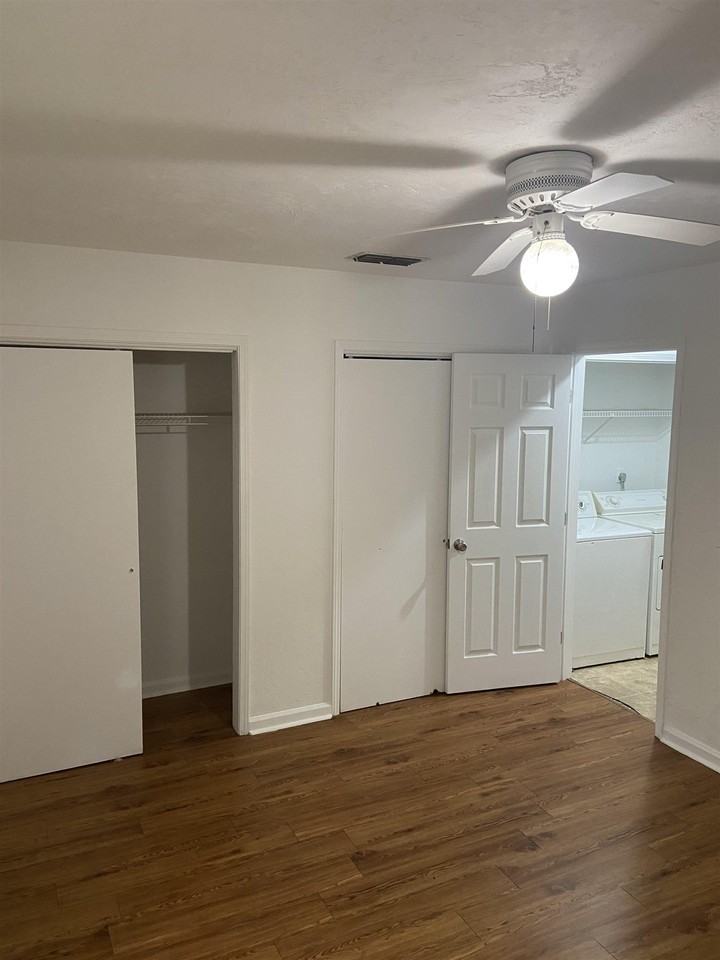 214 White Dr - Photo 7 of 8