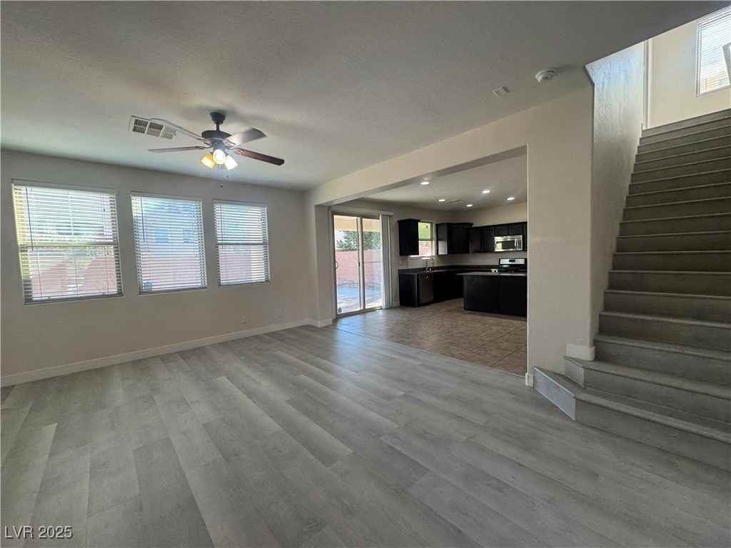 7070 Coventry Glenn Rd - Photo 4 of 42