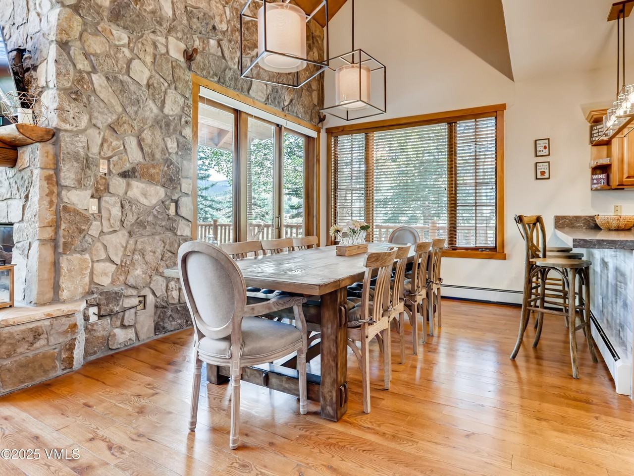 24 Clubhouse Cir - Photo 7 of 35