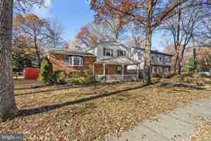 featured image of 10 Holly Road