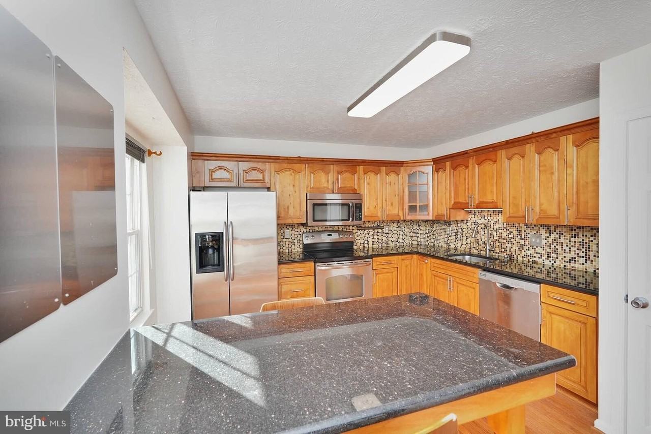 9575 Donnan Castle Ct - Photo 3 of 41