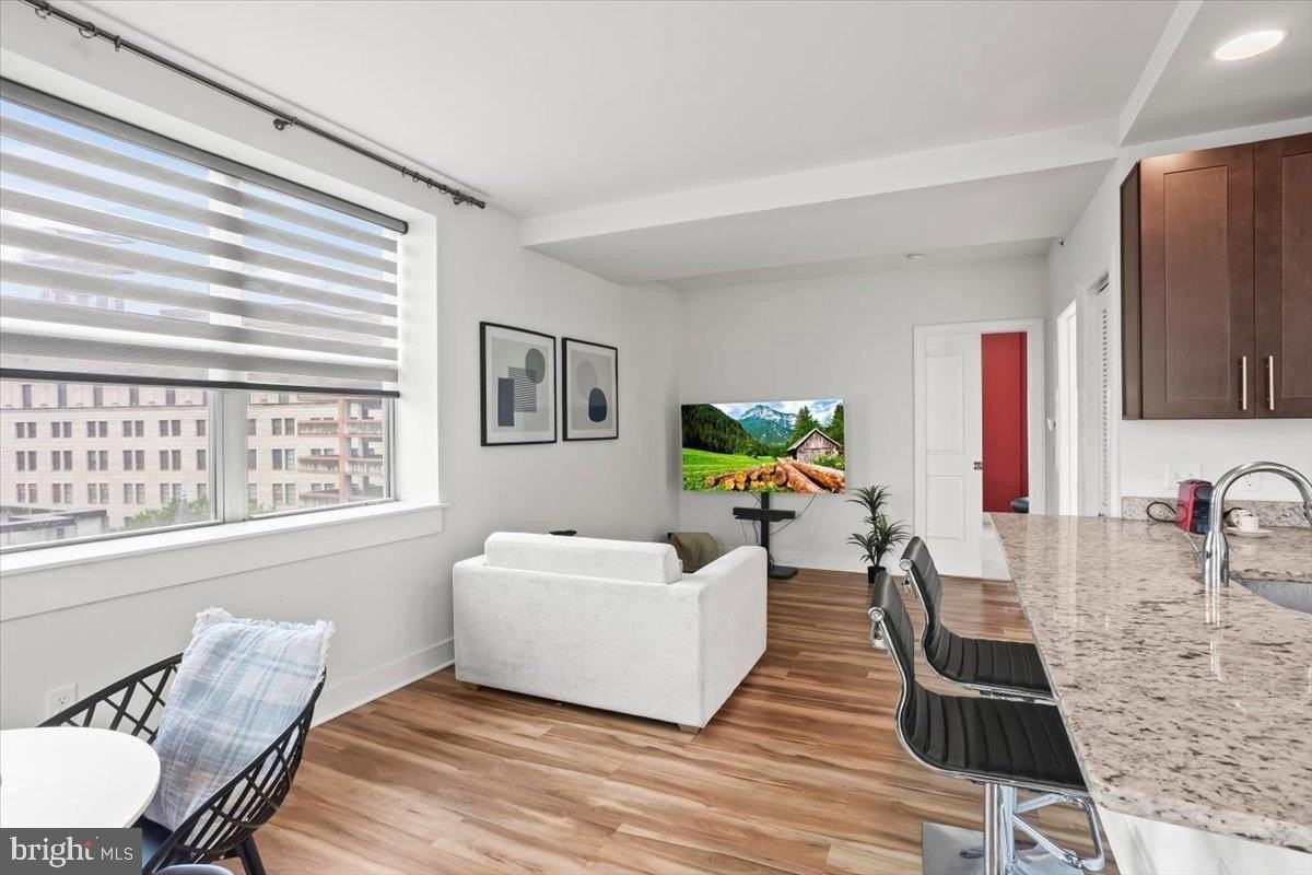 231 State St Apt 805 #805 - Photo 7 of 22