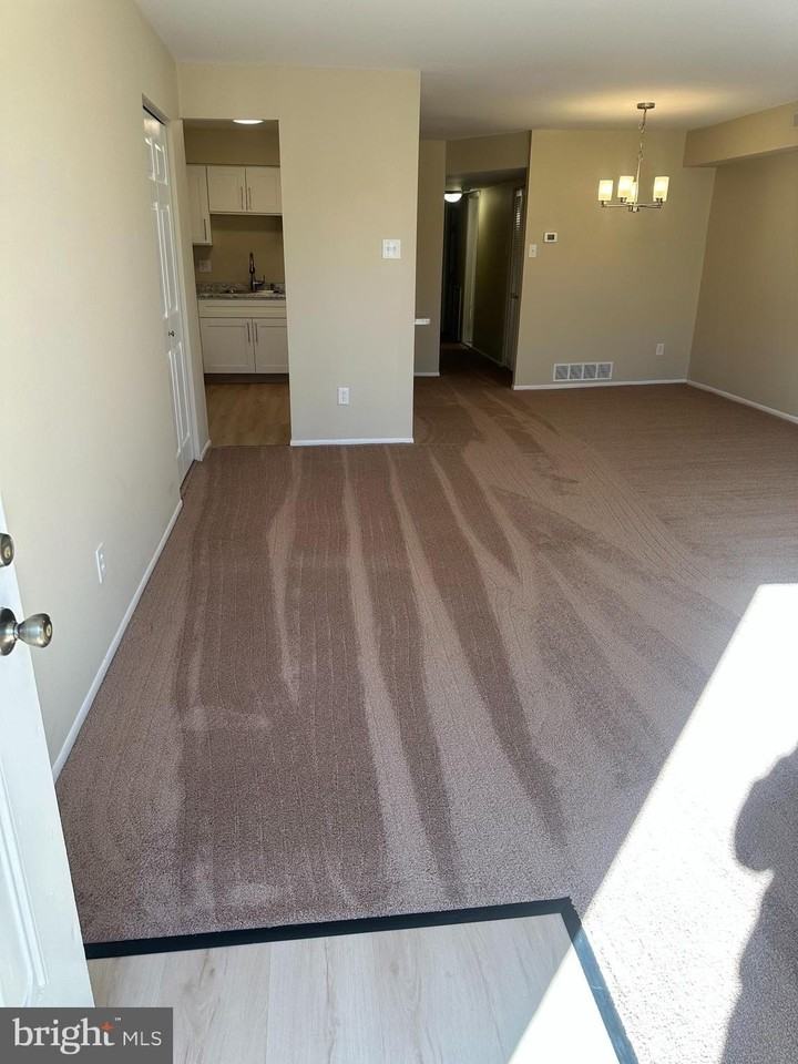 2525 Welsh Rd - Photo 3 of 22