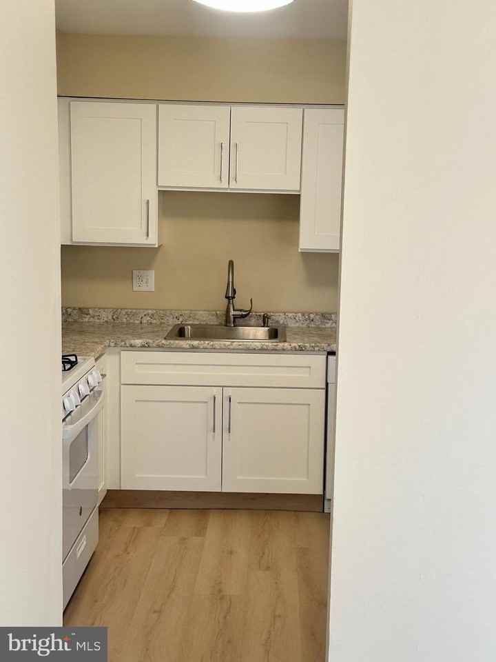 2525 Welsh Rd - Photo 5 of 22