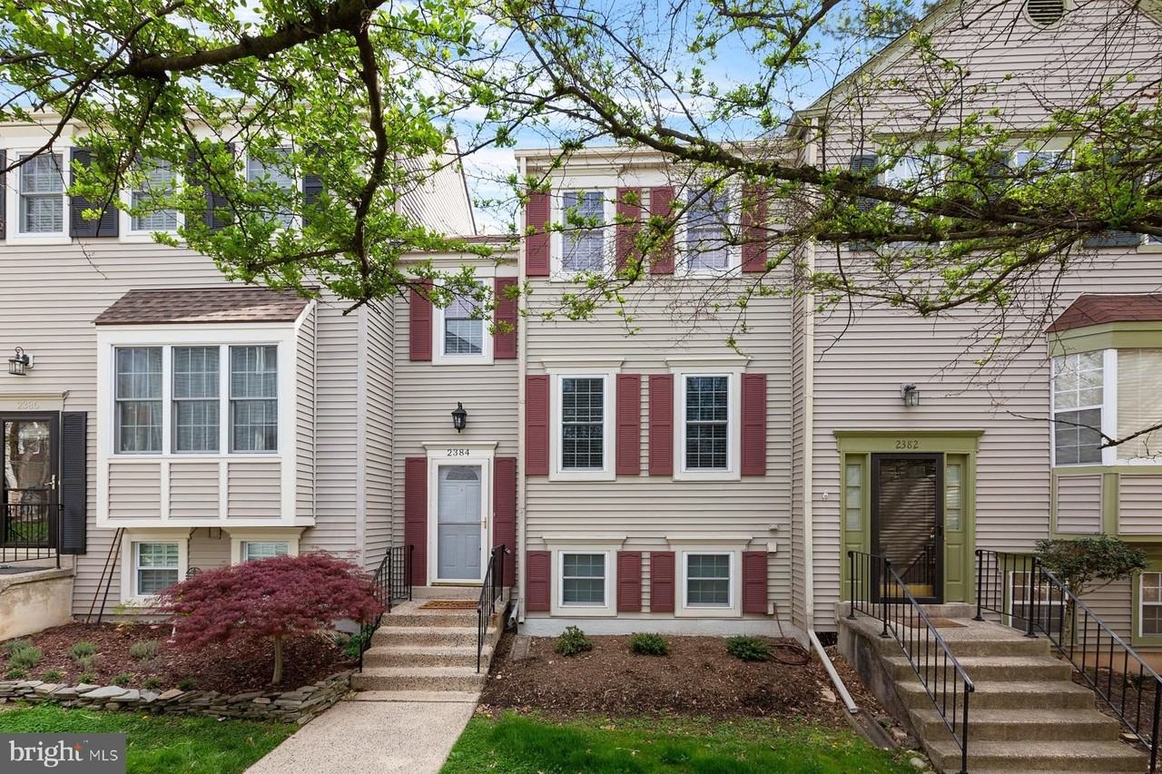 2384 Branleigh Park Ct - Photo 3 of 50