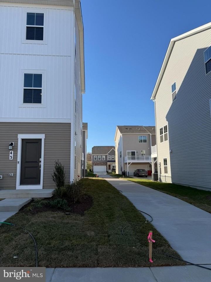 43 Rolling Branch Dr - Photo 2 of 38