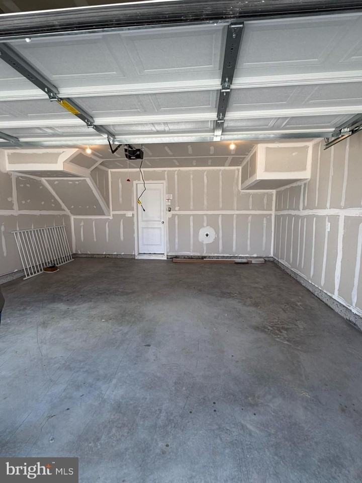 43 Rolling Branch Dr - Photo 4 of 38