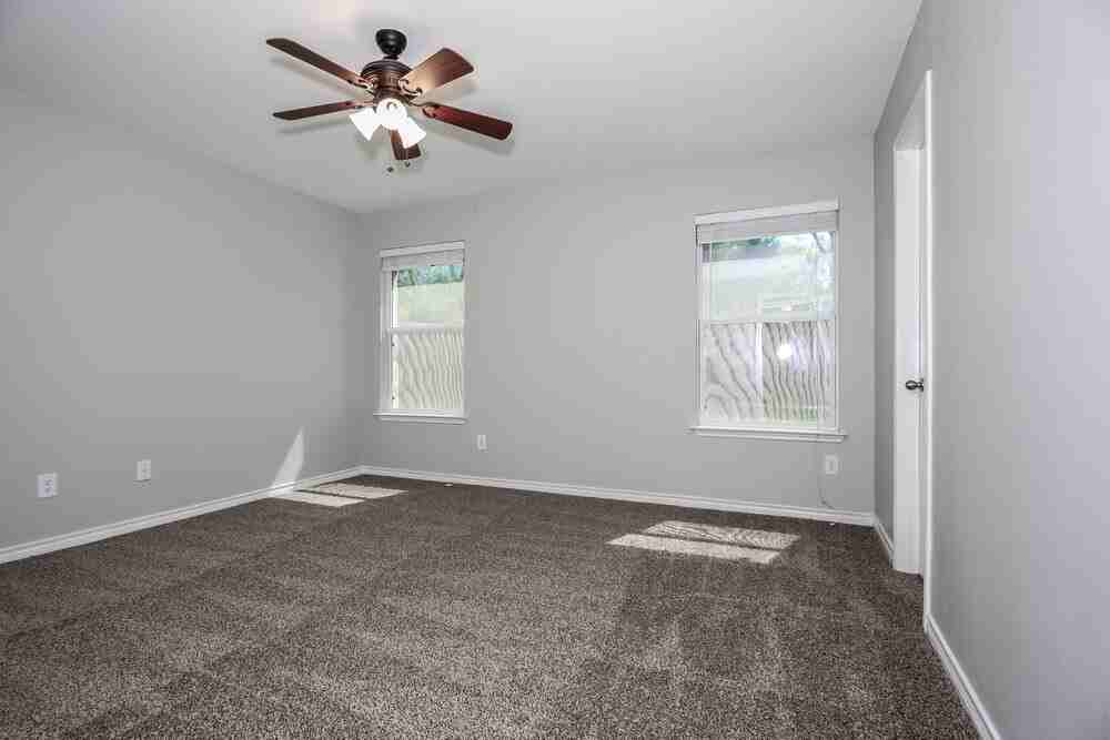 1172 Tomahawk Dr - Photo 6 of 15