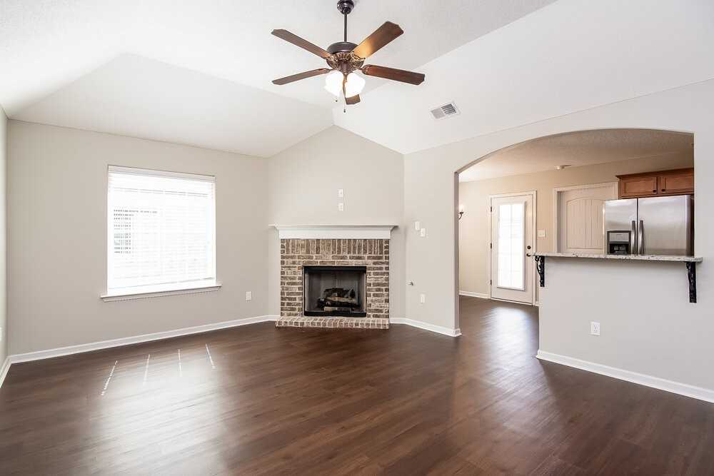 9435 Darren Cir S - Photo 2 of 15