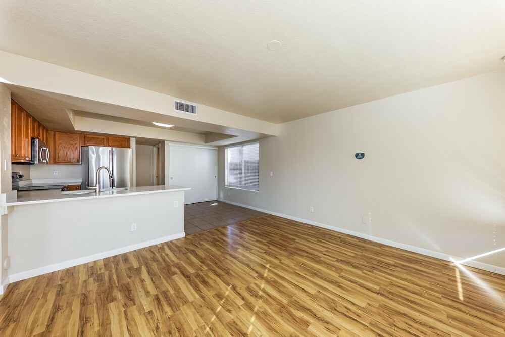 20835 N 2nd Ave - Photo 6 of 17