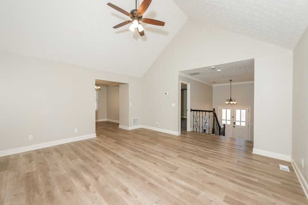 1218 Raleigh Way - Photo 5 of 17