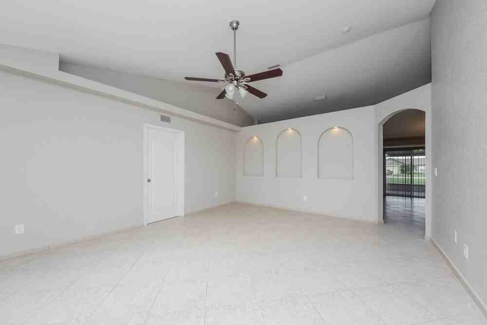 850 Blanc Ct - Photo 4 of 18