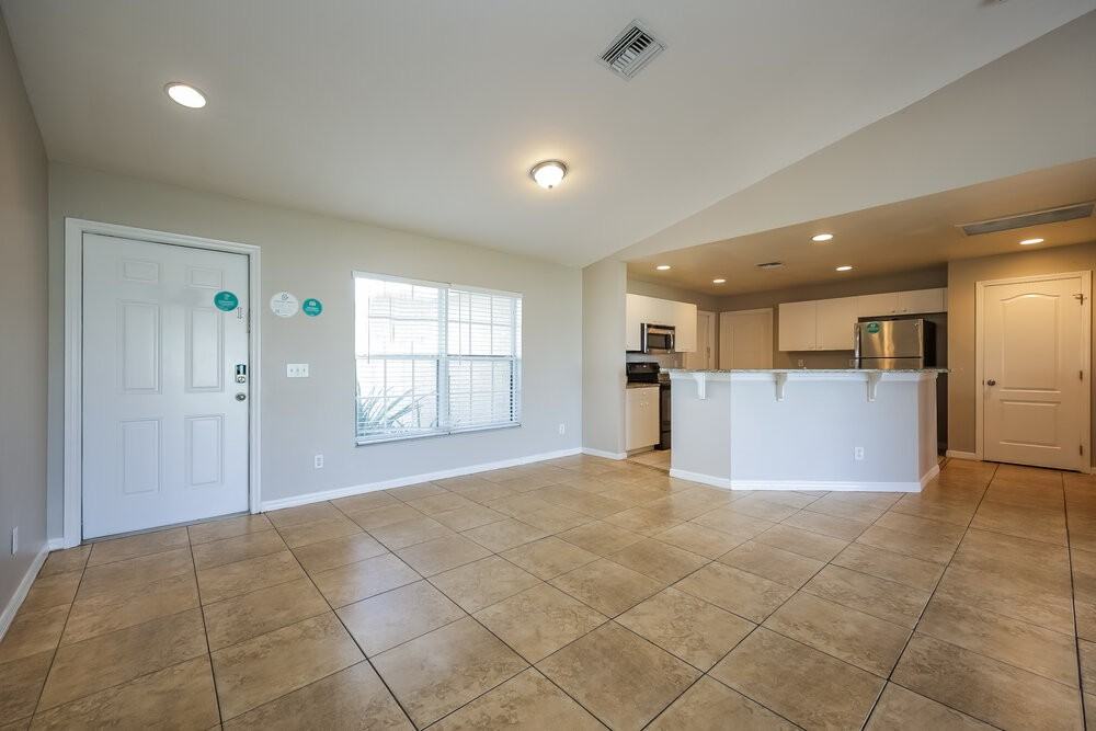 3100 22nd St Sw - Photo 4 of 16