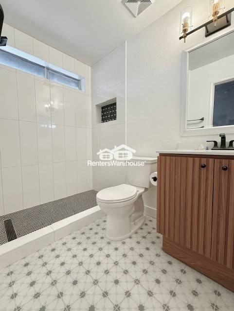 2515 S Maple Ave Apt 103 - Photo 7 of 14