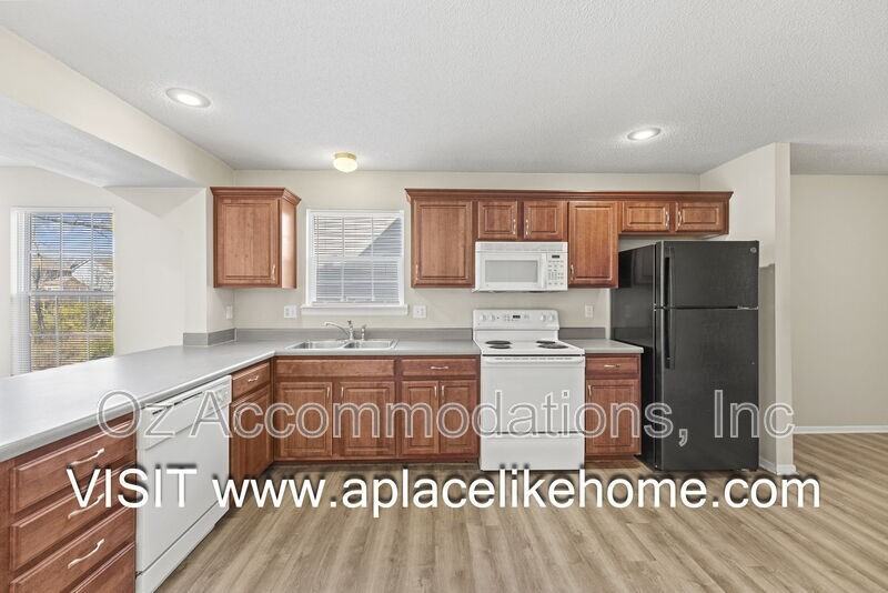 2216 Sw Rambling Vine Rd - Photo 7 of 48