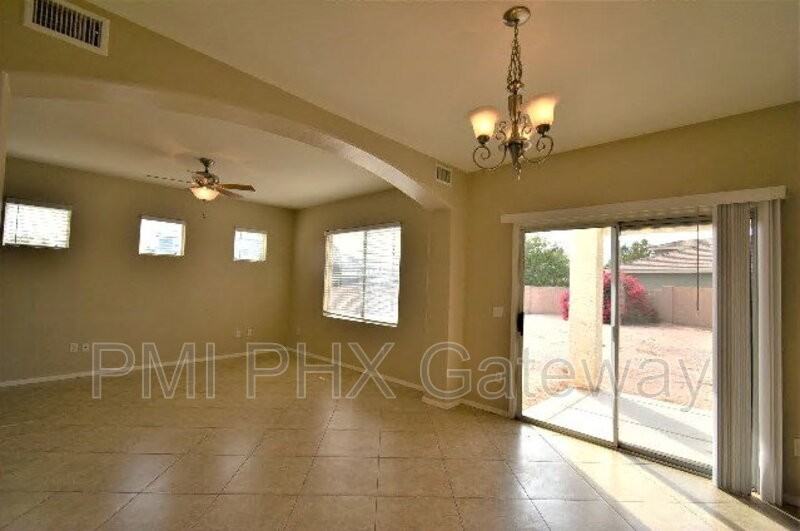 2619 E Shannon St - Photo 5 of 16