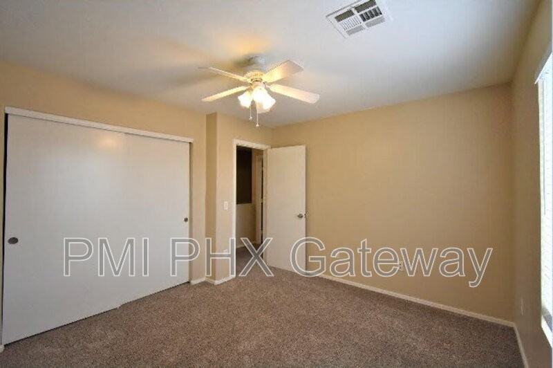 2619 E Shannon St - Photo 7 of 16