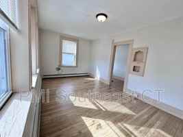 featured image of 92 Truman Street #8