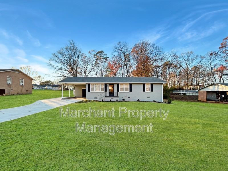 105 Sexton St - Photo 3 of 30