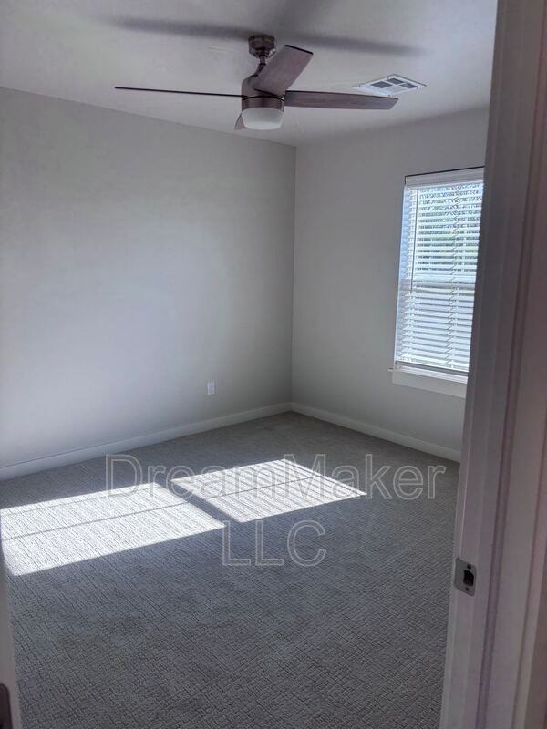 2819 Clifton Ter - Photo 6 of 23