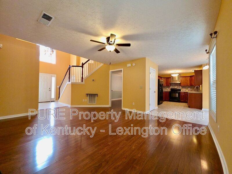 2909 Mahala Ln - Photo 7 of 36