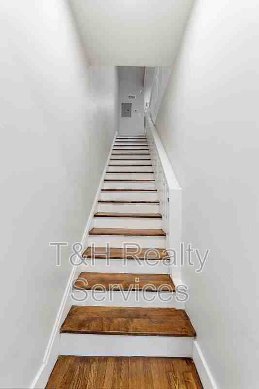 37 East 32nd Street - Photo 5 of 30