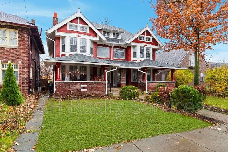 39 East 32nd Street - Photo 4 of 26