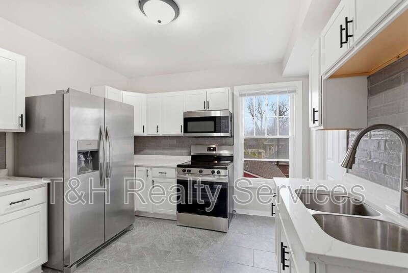 39 East 32nd Street - Photo 5 of 26