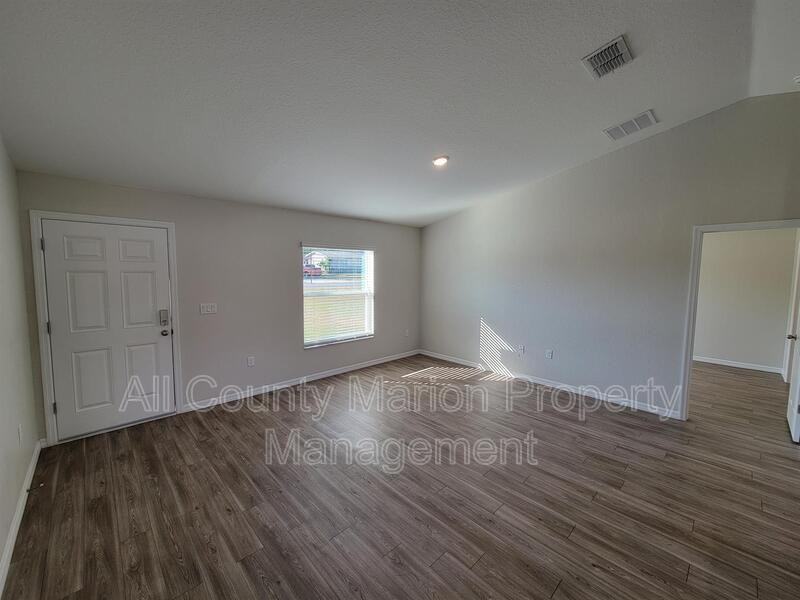 3965 138th Place - Photo 4 of 17