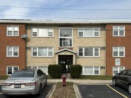 featured image of 9620 Ivanhoe Avenue #17