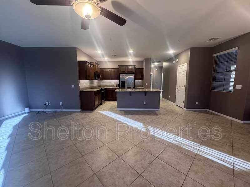 29128 N 22nd Ave #201 - Photo 5 of 33