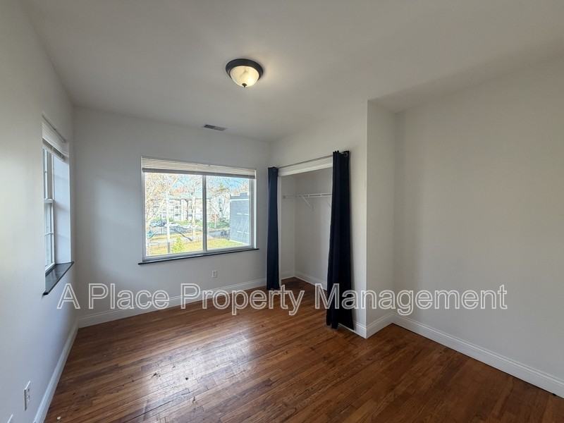 6318 Cabanne Avenue - Photo 6 of 8