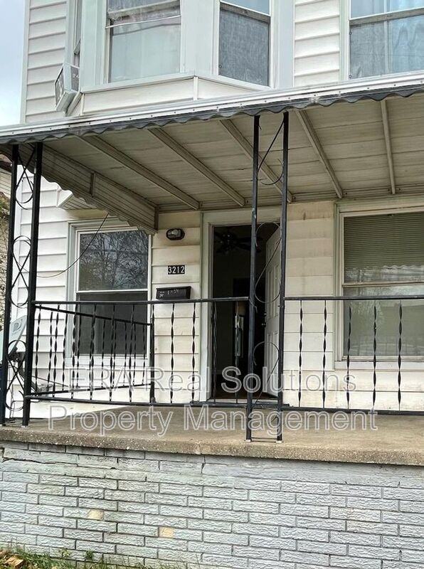 3210 Chestnutdale Down Left - Photo 2 of 10