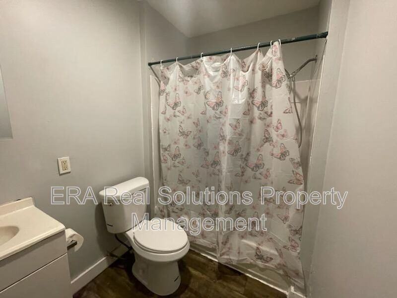 3210 Chestnutdale Down Left - Photo 5 of 10