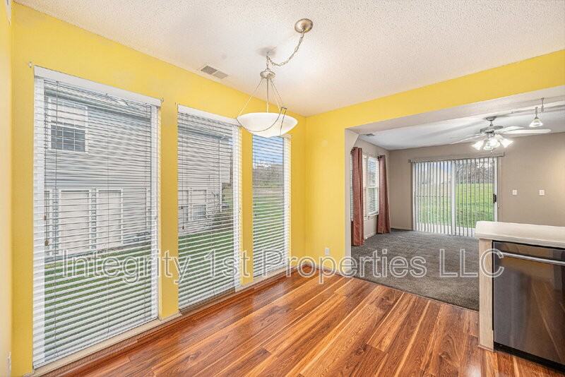 4448 Ne 83rd Ter - Photo 6 of 21