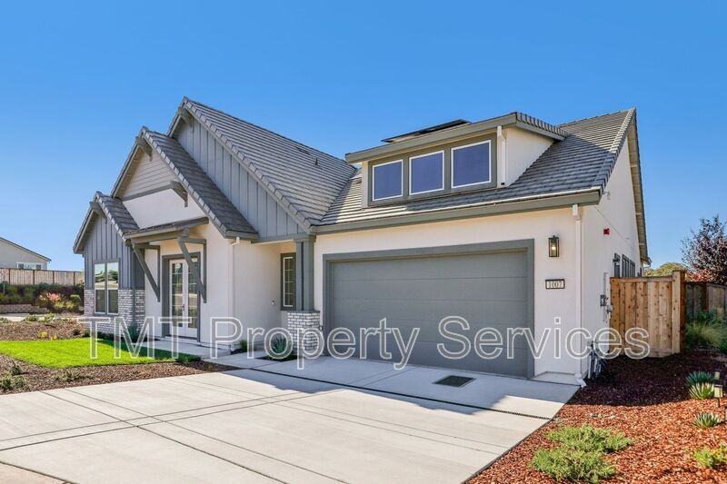 1007 Bridger Dr - Photo 2 of 50