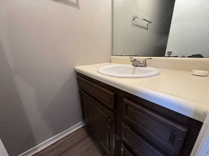 N Betty Jo Dr - Photo 4 of 10